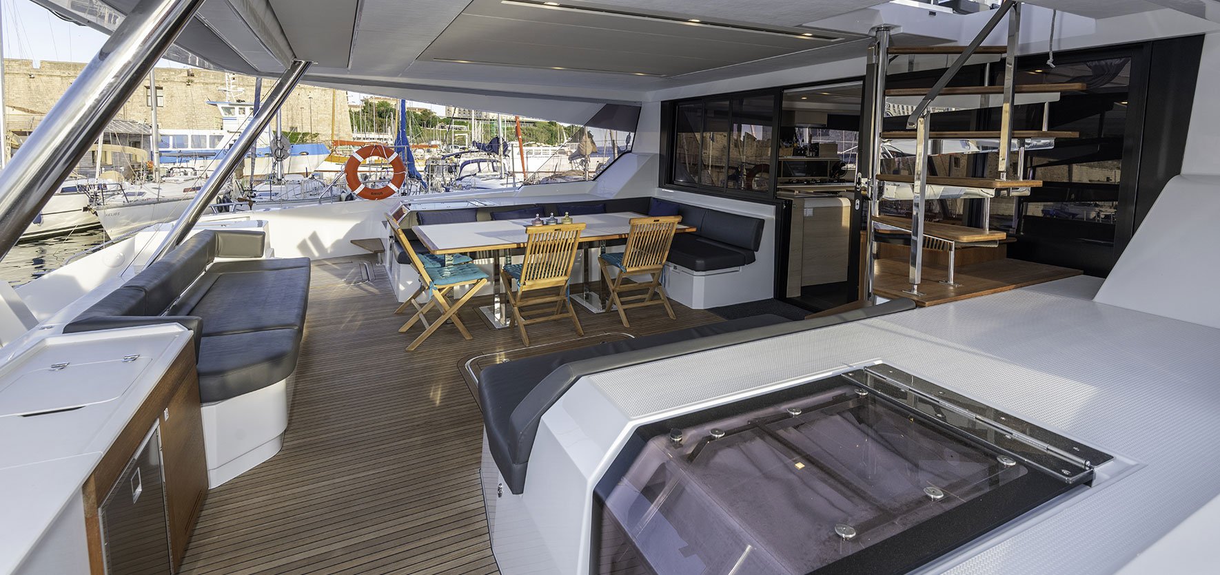 catlante20neo Aft Cockpit 2 0